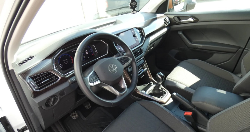 Volkswagen T-Cross cena 94900 przebieg: 16671, rok produkcji 2022 z Jutrosin małe 704